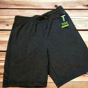 Dick’s Sporting Goods NWT dark grey men’s gym short. 32” waist, 10” inseam.
